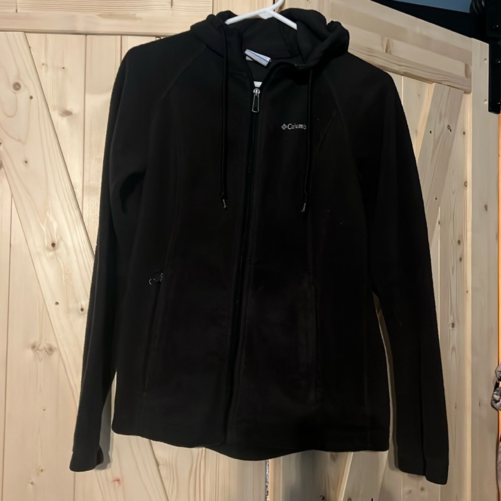 Women’s fleece Columbia jacket
